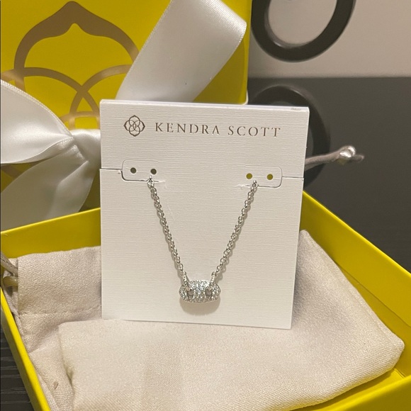 NWT Kendra Scott Bailey Pave Short Pendant Necklace - Picture 2 of 5